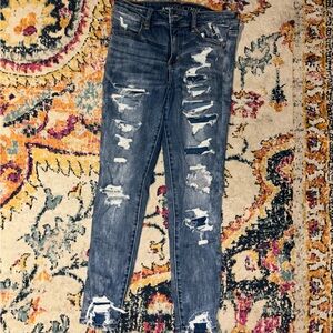 American Eagle Outfitters Women's Blue Distressed Jeans